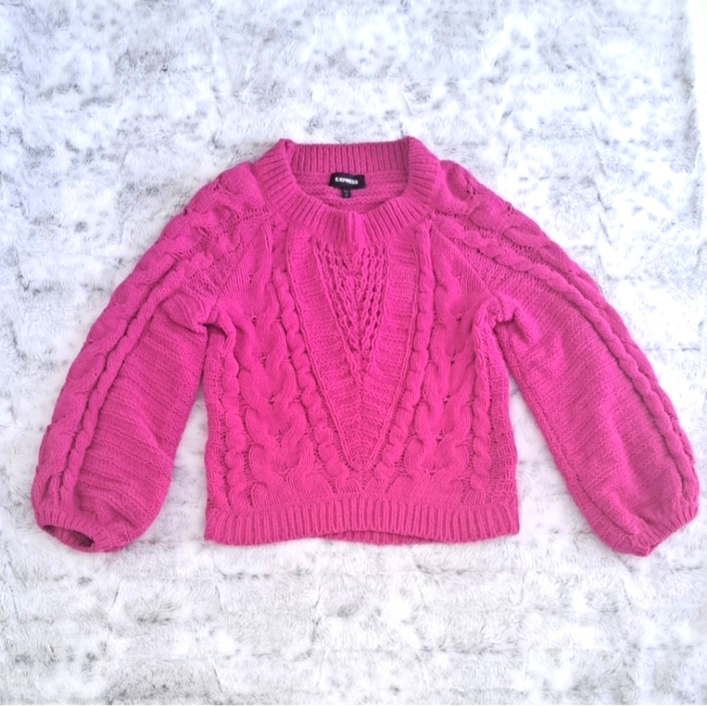 Express hot pink cableknit chunky textured soft Warm Feminine sweater. Size S.